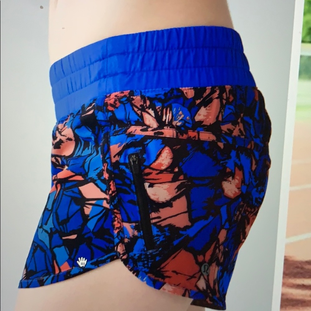 Lululemon tracker shorts IV paint harbor blue 4 - Picture 9 of 9